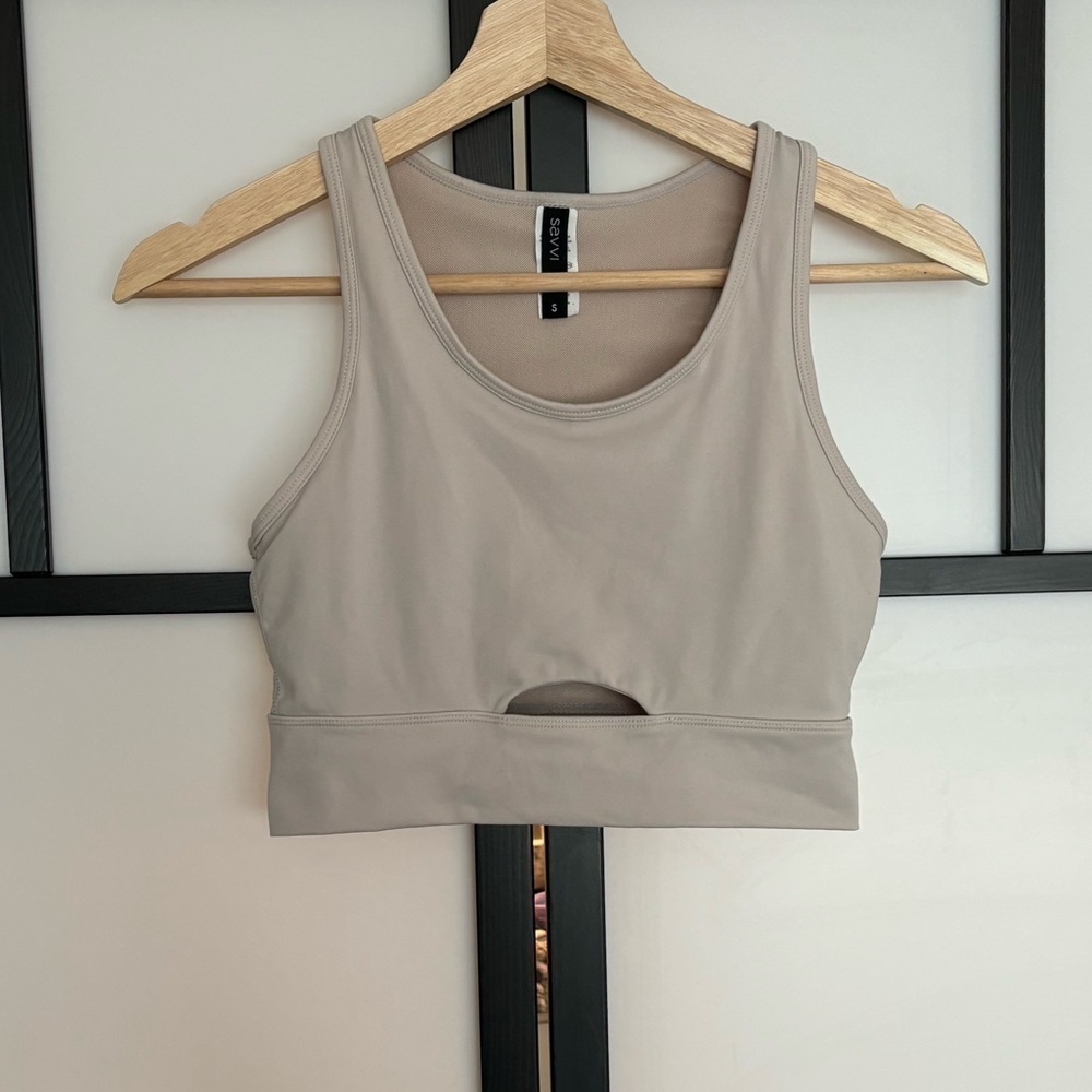 Saavi beige sports bra.‎ Size Small